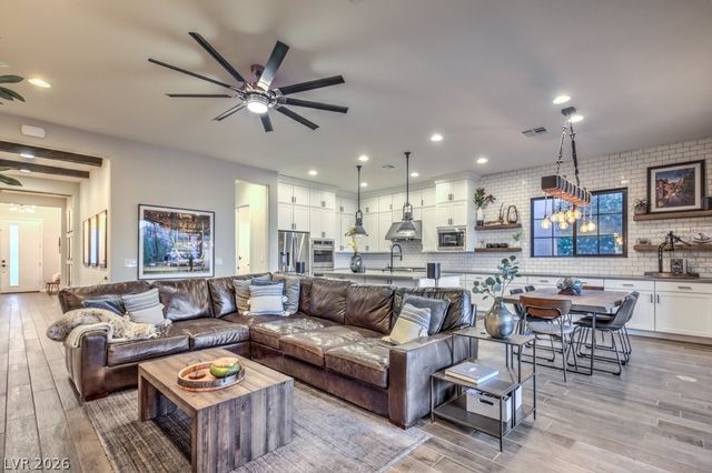 12622 Point Sierra Street, Las Vegas, NV 89138