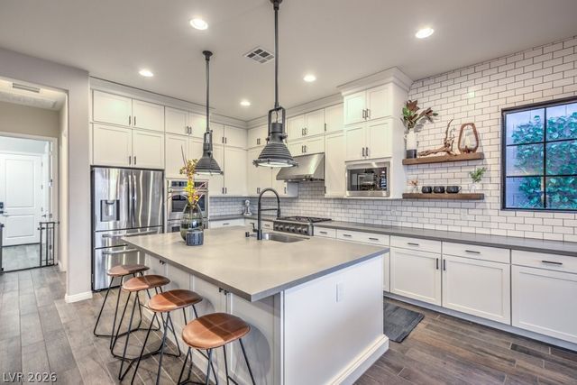 12622 Point Sierra Street, Las Vegas, NV 89138