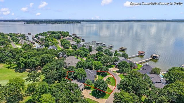 301 Saint Andrews Drive, Mabank, TX 75156