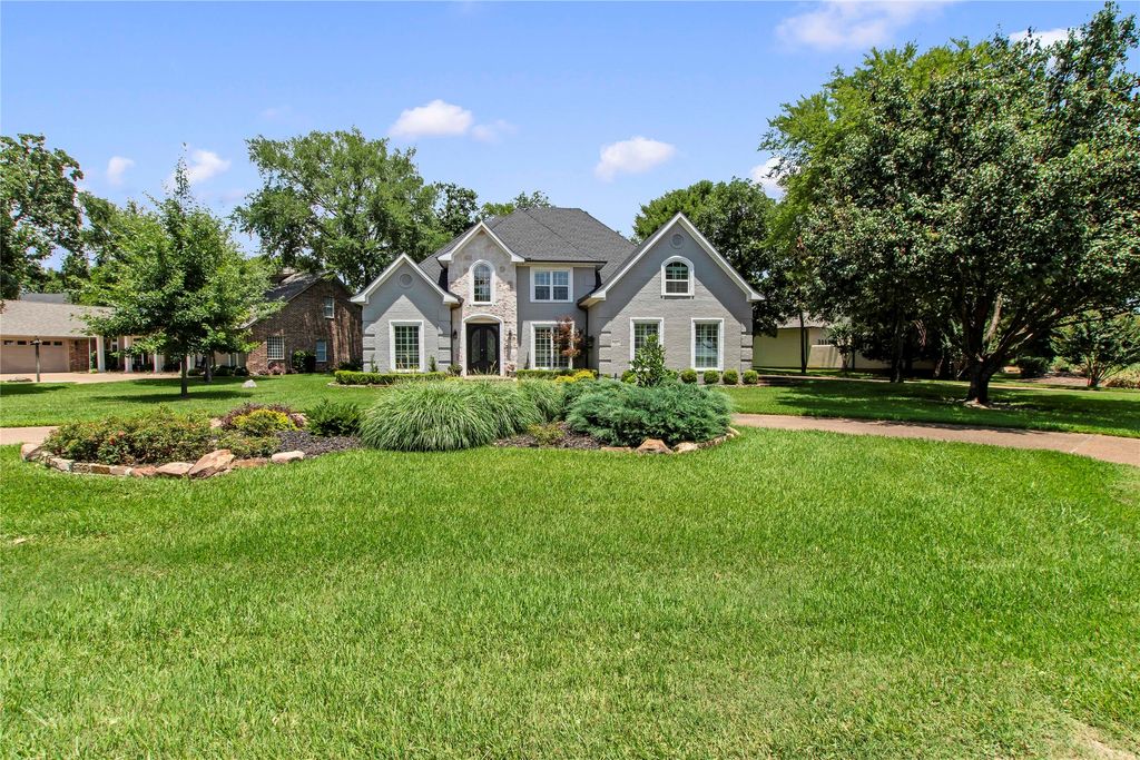 301 Saint Andrews Drive, Mabank, TX 75156