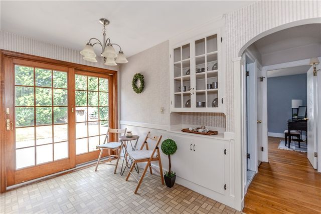 63 Abbey Avenue, Warwick, RI 02888