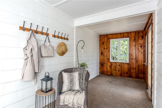 63 Abbey Avenue, Warwick, RI 02888