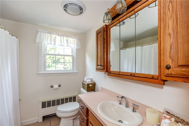63 Abbey Avenue, Warwick, RI 02888