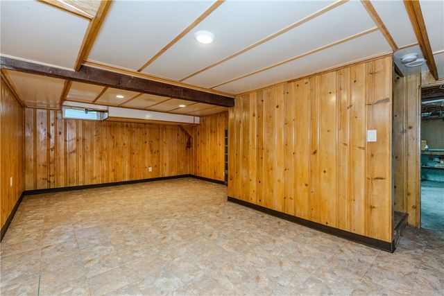 63 Abbey Avenue, Warwick, RI 02888