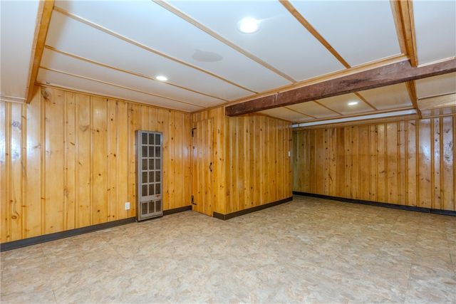 63 Abbey Avenue, Warwick, RI 02888