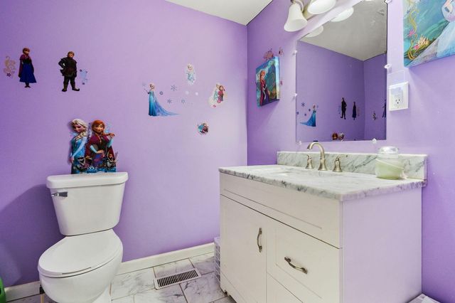 1456 Lincoln Street, Hobart, IN 46342