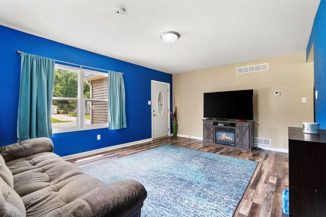1456 Lincoln Street, Hobart, IN 46342