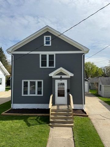 205 James Street, Beaver Dam, WI 53916