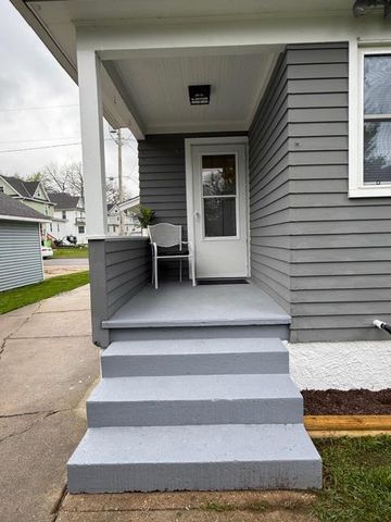 205 James Street, Beaver Dam, WI 53916