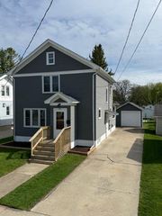 205 James Street, Beaver Dam, WI 53916