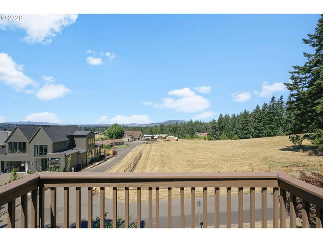 16023 TRAIL Dr, Oregon City, OR 97045