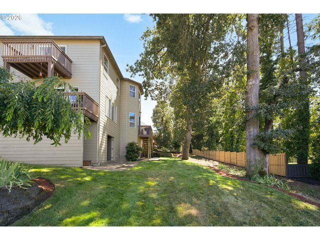 16023 TRAIL Dr, Oregon City, OR 97045