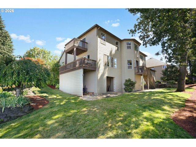 16023 TRAIL Dr, Oregon City, OR 97045