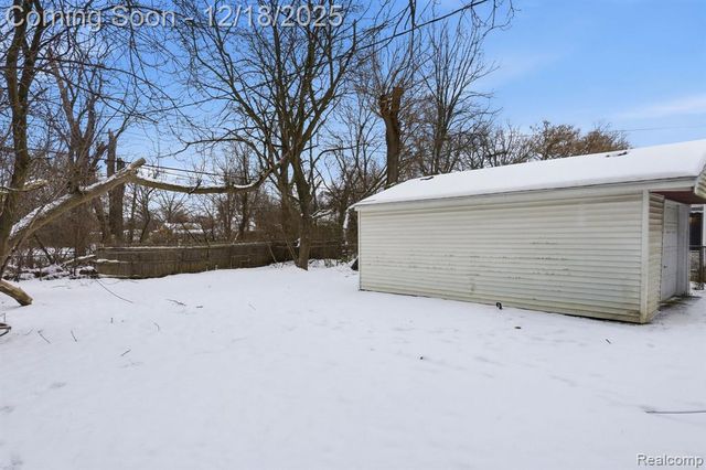 26641 New York Street, Inkster, MI 48141