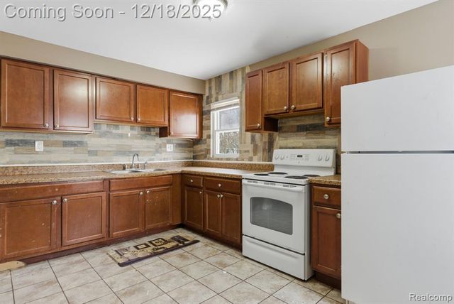 26641 New York Street, Inkster, MI 48141