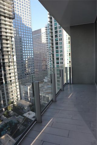 300 Biscayne Blvd Way 2308W, Miami, FL 33131