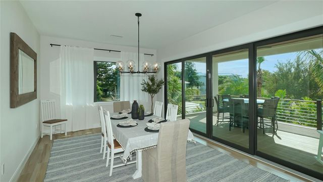 307 62ND STREET, Holmes Beach, FL 34217