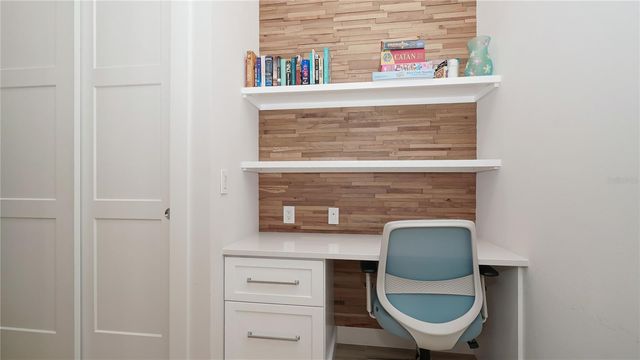 307 62ND STREET, Holmes Beach, FL 34217