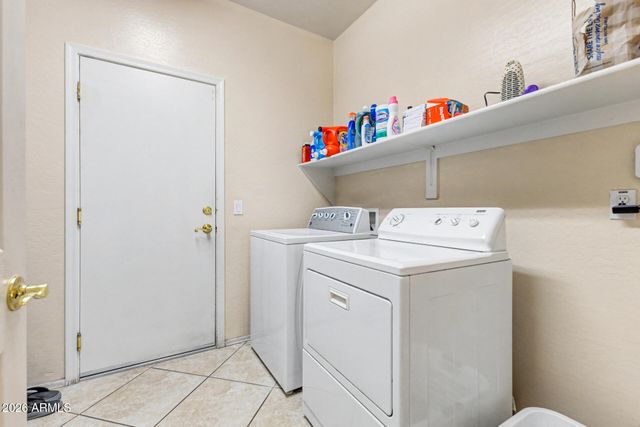 4067 E COUNTY DOWN Drive, Chandler, AZ 85249