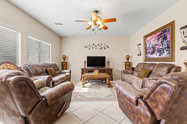 4067 E COUNTY DOWN Drive, Chandler, AZ 85249