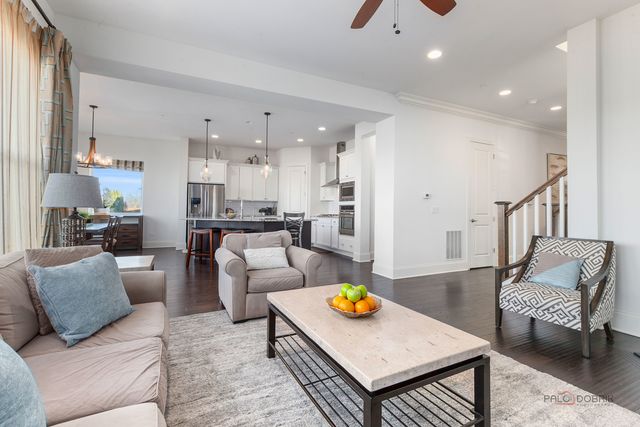 1442 Somerset Place, Barrington, IL 60010