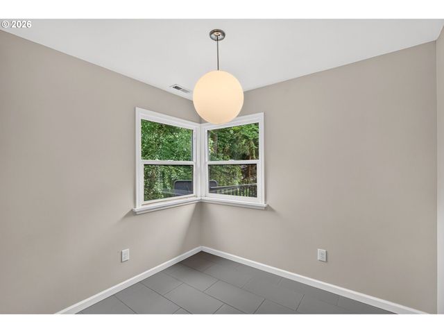 4842 Sw ELM Ln, Portland, OR 97221