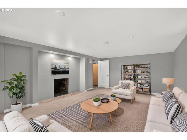 4842 Sw ELM Ln, Portland, OR 97221