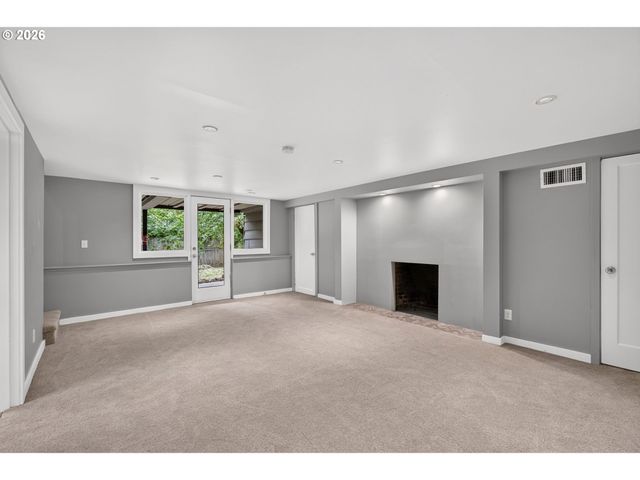 4842 Sw ELM Ln, Portland, OR 97221