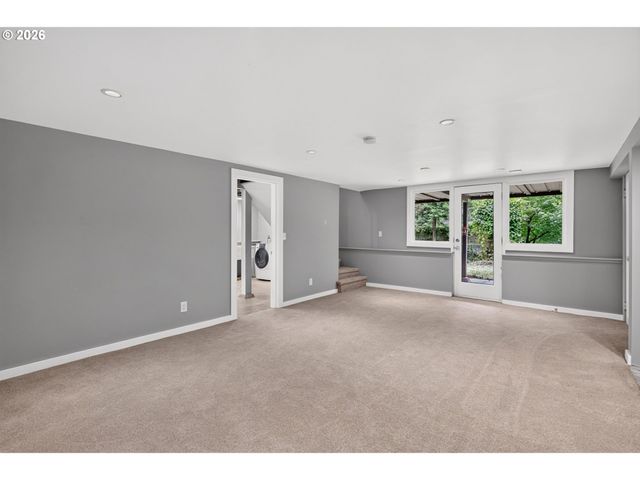 4842 Sw ELM Ln, Portland, OR 97221