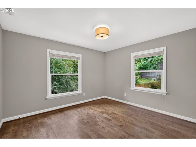 4842 Sw ELM Ln, Portland, OR 97221