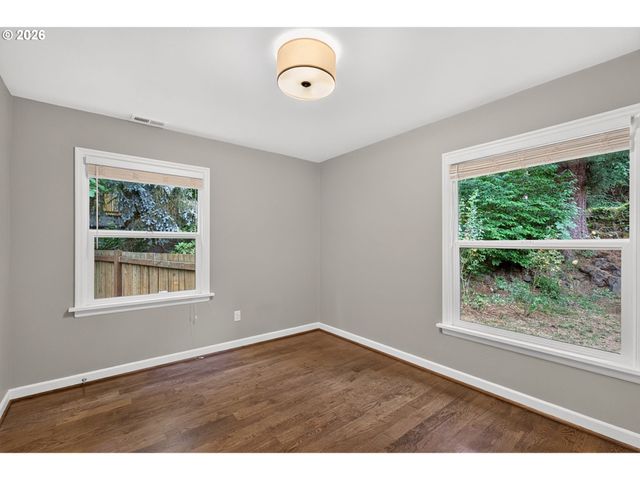 4842 Sw ELM Ln, Portland, OR 97221