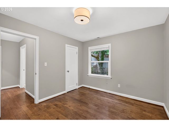 4842 Sw ELM Ln, Portland, OR 97221
