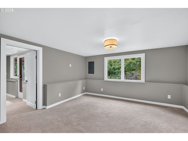 4842 Sw ELM Ln, Portland, OR 97221