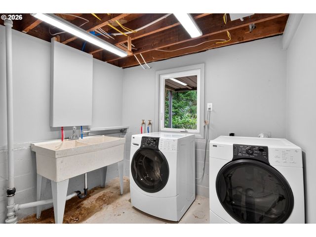 4842 Sw ELM Ln, Portland, OR 97221