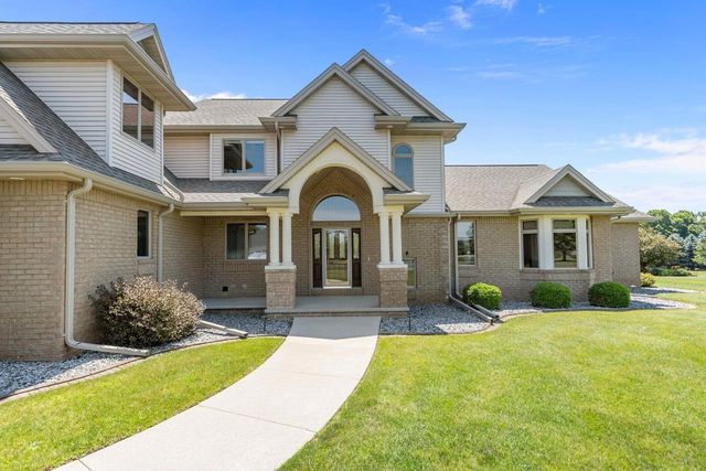 W7415 RIDGETOP DRIVE, Neenah, WI 54956