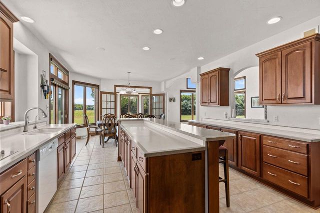 W7415 RIDGETOP DRIVE, Neenah, WI 54956