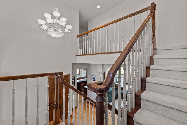 W7415 RIDGETOP DRIVE, Neenah, WI 54956