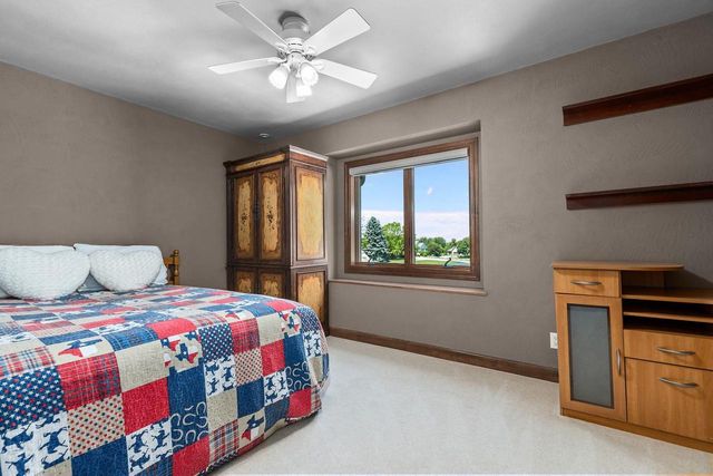 W7415 RIDGETOP DRIVE, Neenah, WI 54956
