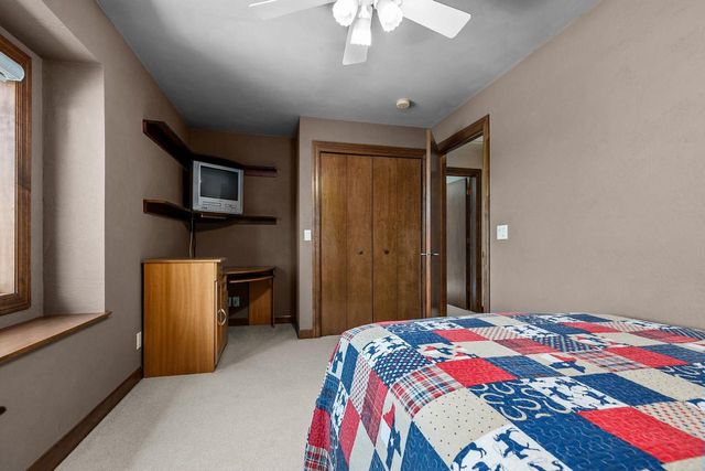 W7415 RIDGETOP DRIVE, Neenah, WI 54956