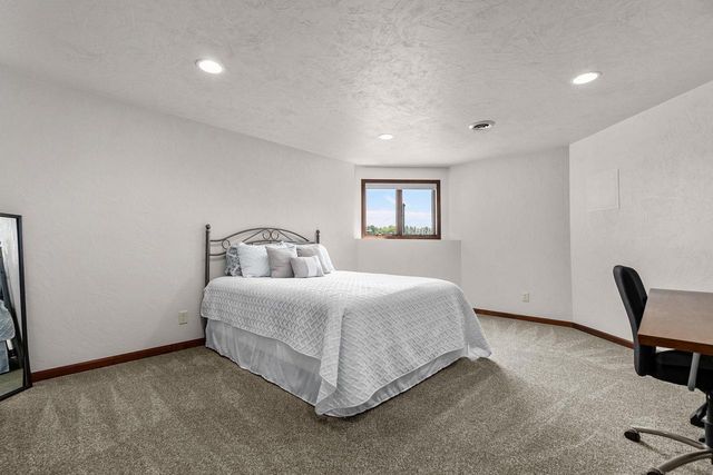 W7415 RIDGETOP DRIVE, Neenah, WI 54956