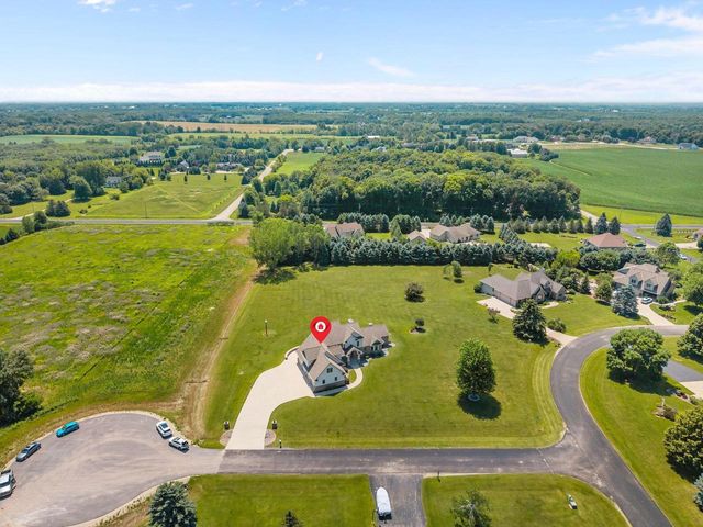 W7415 RIDGETOP DRIVE, Neenah, WI 54956