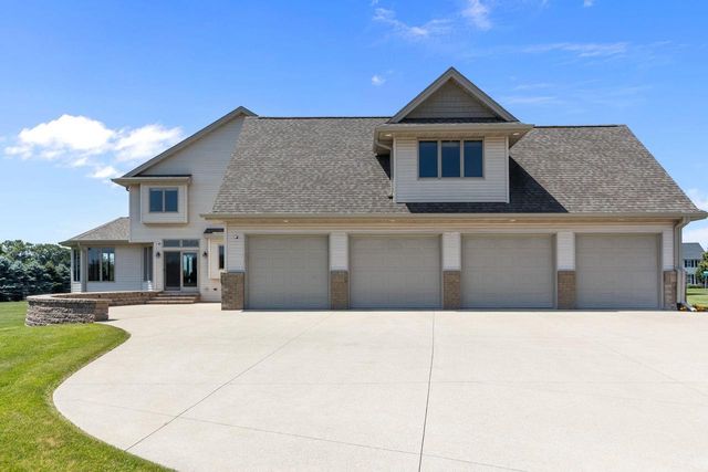 W7415 RIDGETOP DRIVE, Neenah, WI 54956