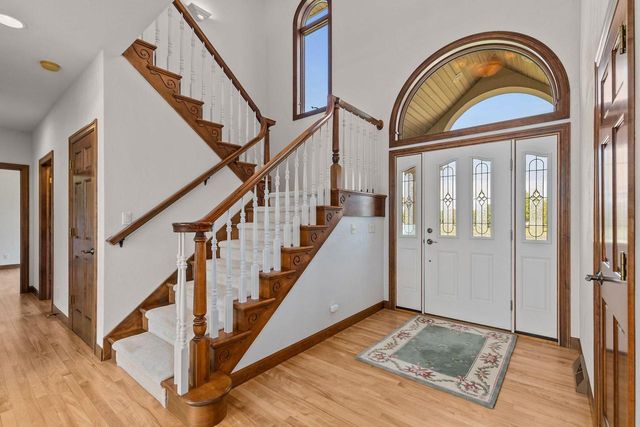 W7415 RIDGETOP DRIVE, Neenah, WI 54956