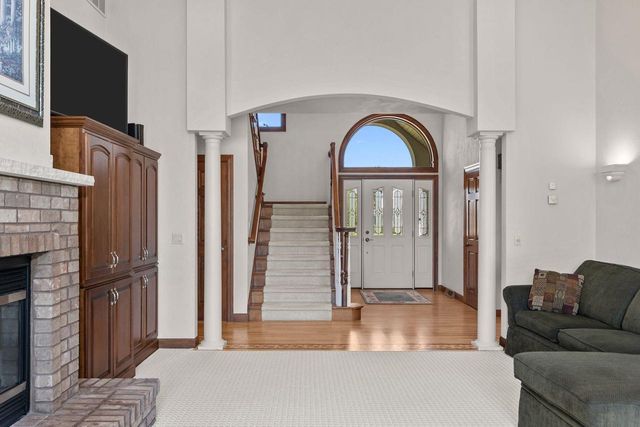 W7415 RIDGETOP DRIVE, Neenah, WI 54956
