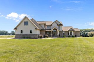 W7415 RIDGETOP DRIVE, Neenah, WI 54956