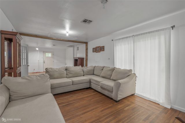 5725 Harper Road, Keithville, LA 71047