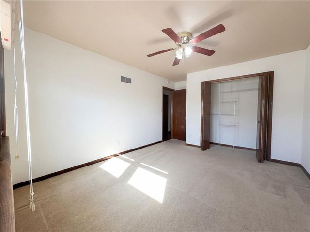 2622 Manor Terrace, Lawrence, KS 66046