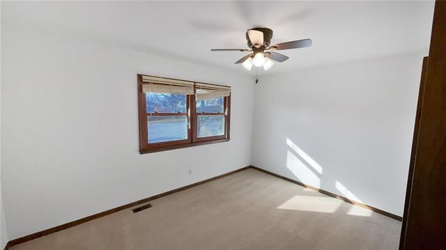 2622 Manor Terrace, Lawrence, KS 66046