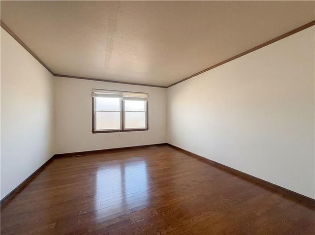 2622 Manor Terrace, Lawrence, KS 66046