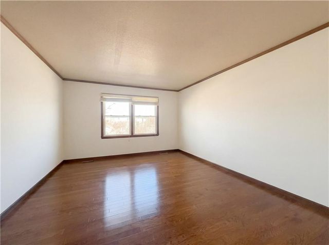 2622 Manor Terrace, Lawrence, KS 66046